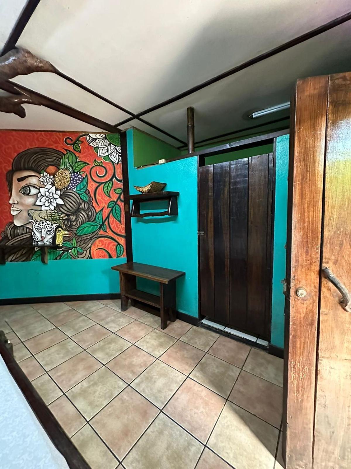 Kaya's Place&Playa Negra Brewing Beachfront Hotel Puerto Viejo de Talamanca Bagian luar foto